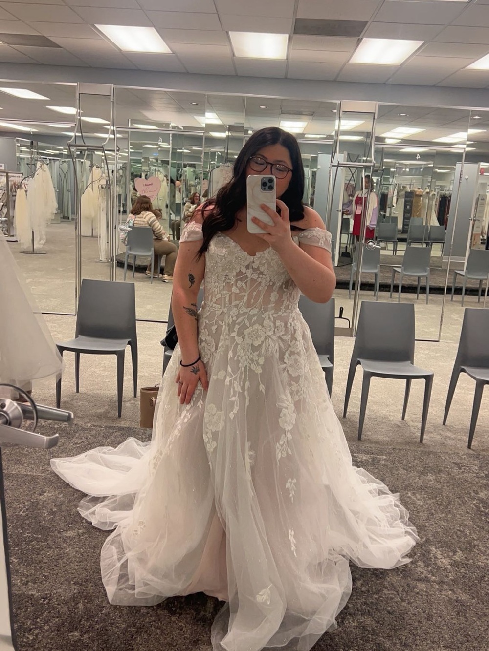 Never worn wedding dress